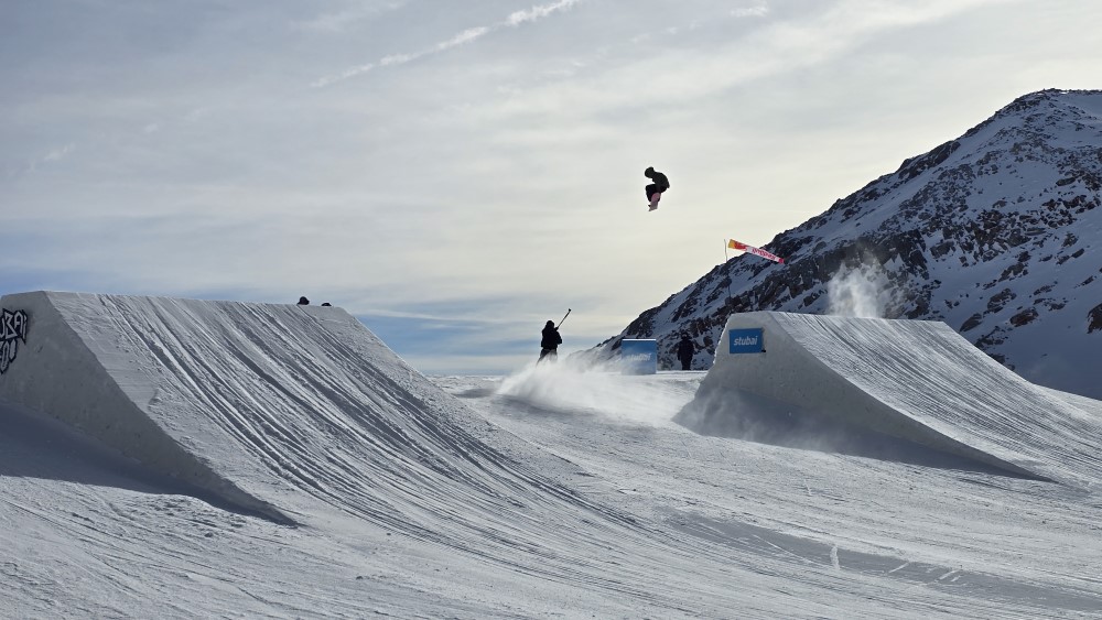 Stubai Zoo Snowpark & freeride-zones.
